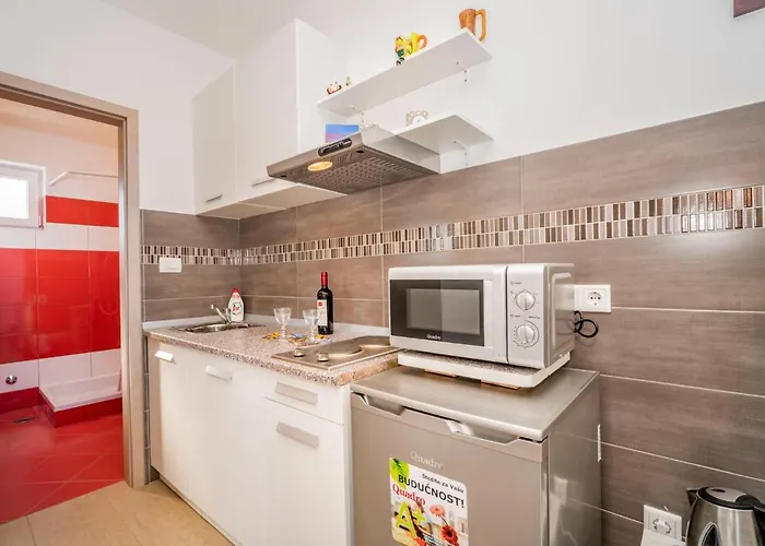 B&b-3 By Interhome Ližnjan