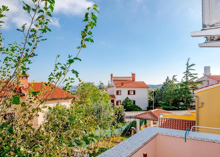 B&b-3 By Interhome Appartement Ližnjan