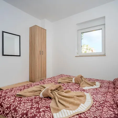 B&b-3 By Interhome Apartment